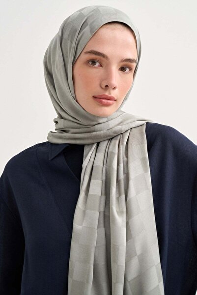 carell Checkers Jacquard Italian Silk Shawl Light Gray