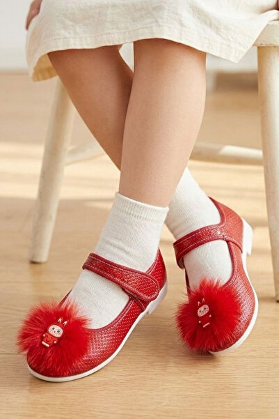 TOFİSA Balerini de damă cu detalii din pene roșii și velcro - 28303-RED