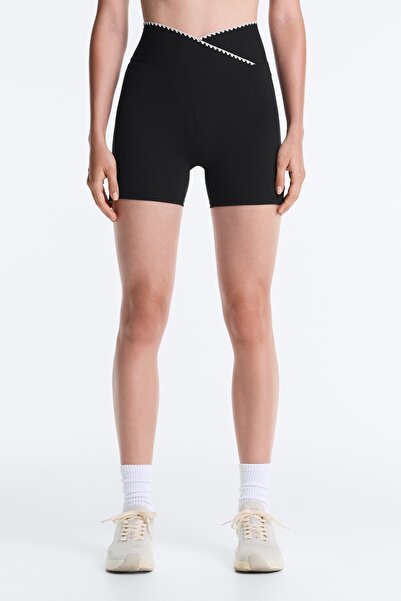 Oysho V belli 10 cm kontrast dikişli Comfortlux hot pant