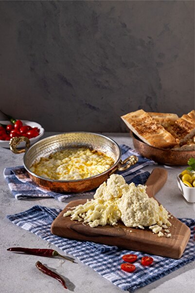 Yöre Trabzon Telli Yarım Yağlı Eritme Peyniri 1 Kg