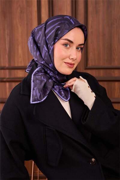 Silk Home Twill İpek Eşarp Fosfor Mor–Lacivert–Füme Desenli Tok Duruşlu 90x90