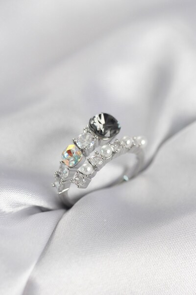 Inure Jewelry خاتم نسائي من الفضة والزركون واللؤلؤ