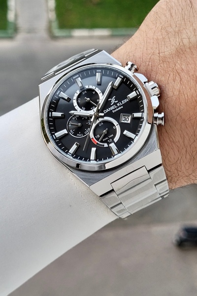 Daniel Klein 44 mm Men's Wristwatch with Black Dial and Silver Color Strap, G...