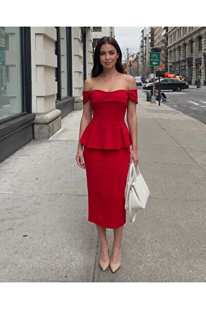 the ZKS Kadın Peplum Etek Bluz İkili Takım Düşük Omuz Detaylı Kırmızı