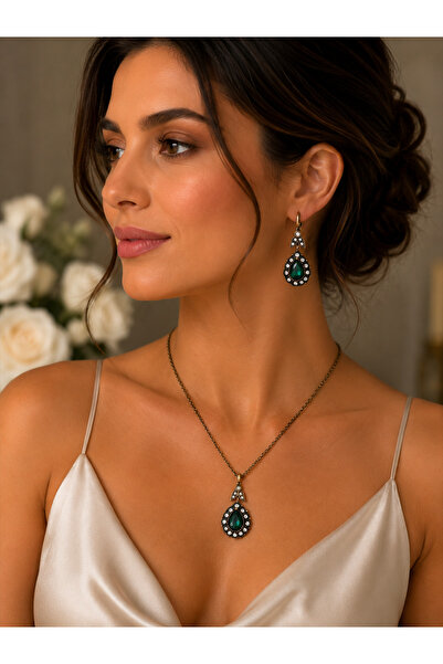 FAYRA ACCESSORIES Zircon Stone Water Drop Necklace and Earrings Set