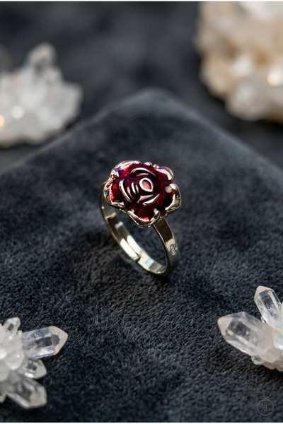 Begondio Red Rose Stylish and Modern Design Minimal Adjustable Women's Ring