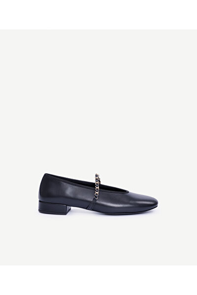 Yargıcı Leather Ballerinas with Chain Detail