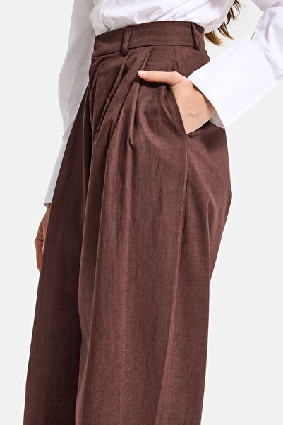 it's basic Γυναικείο παντελόνι από οργανικό λινό με ψηλή μέση σε αγώνιστο καφ...