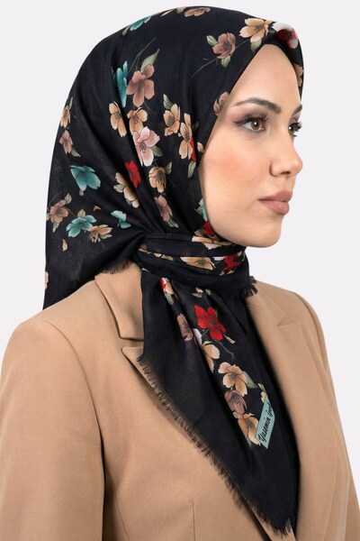 hadiora Women's Black Floral Patterned Flared Scarf