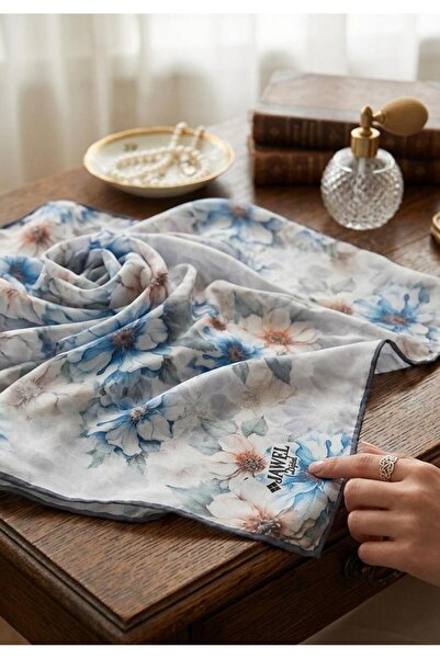 w white stars sports & wear Jawel Women-Girls Soft Scarf
