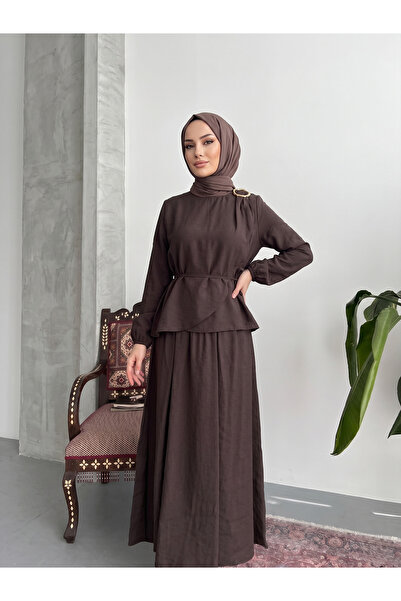 Naknaku Shoulder Accessory Detail Skirted Suit - Brown