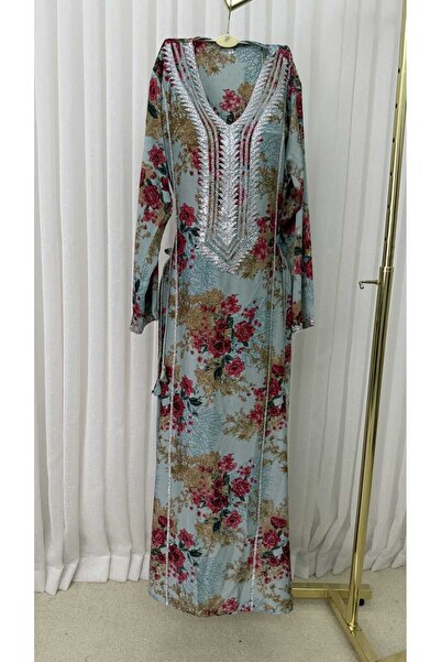 shahad fashion جلابية طويلة بتطريز فضي ونقشة زهرية