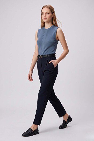 odelon Women's Ribbed Knit Sleeveless Knitwear Athlete Blouse Dark Indigo