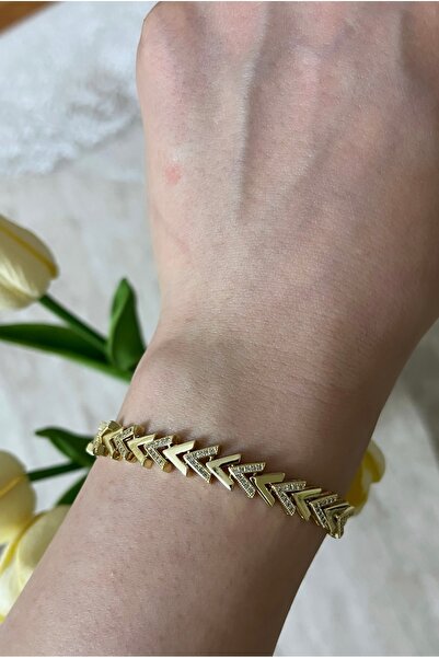 GOLD RENK V MODEL SIRALI TAŞ DETAYLI 14K ALTIN KAPLAMA ÇELİK BİLEKLİK