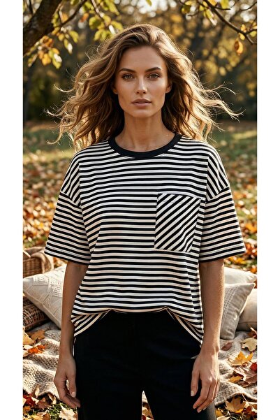 Çizgili Cepli T-shirt