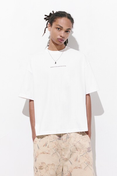 Pull & Bear Grafik baskılı kısa kollu tişört