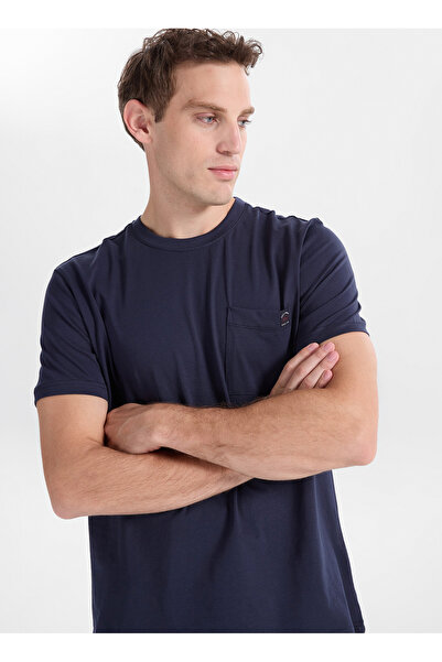 Lee Cooper تي شيرت رجالي باللون الأزرق الداكن بقصة عادية 262 LCM 242003 VINCE...