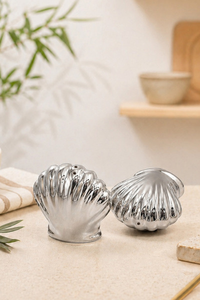 Kitchen Life 2-Piece Ceramic Oyster Shaped Luxury Salt and Pepper Shaker Set