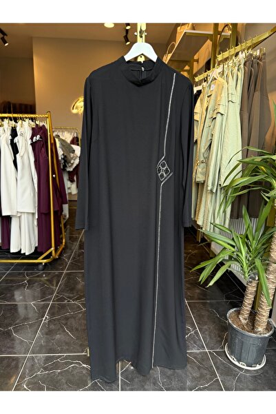 Gizem Karademir Boutique Uzun Taşlı Elbise
