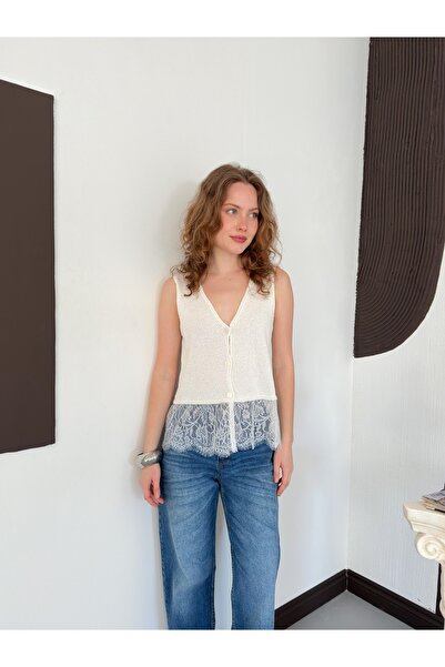 VERYMODA V-Neck Lace-Detail Tricot Blazer