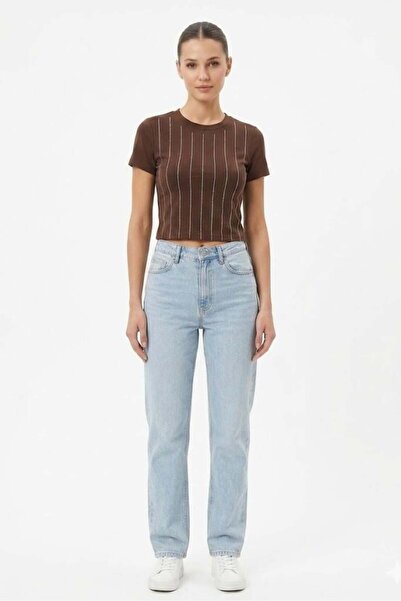 Raneel Kazançlı Alışveriş Women's stone detailed short sleeve crop blouse brown