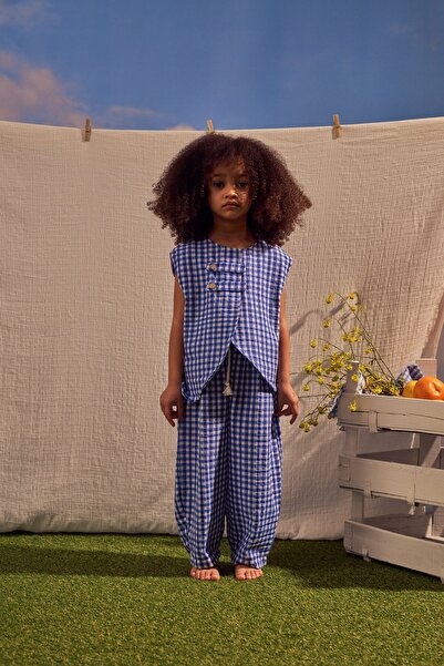 Oh La La Koala For Little Ones Set vestă asimetrică din seria Blue Daisy Picnic