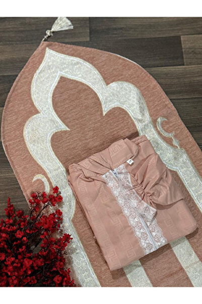 Generic Women's Prayer Rug Set