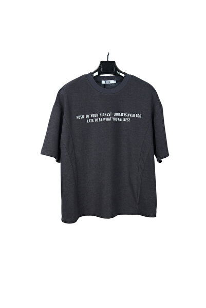 Red Planet Oversized T-Shirt - a Unique Artistic Touch