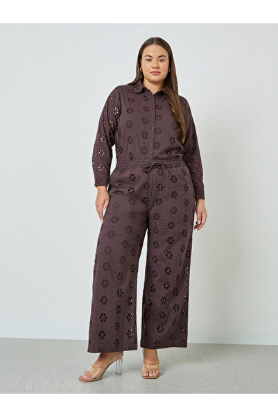 Styli Plus Size Schiffli Pants with Side Pocket