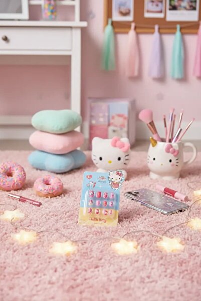 SANRIO Lisanslı Jöle Yapışkanlı Takma Tırnak Seti Kırmızı – Şeritli Enerjik T...