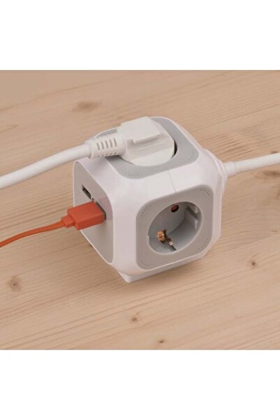 Brennenstuhl Prelungitor cu 4 prize și 2 porturi USB, cablu de 1.4m
