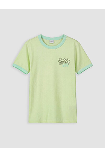 LC Waikiki Shining Store προσφέρει το Sparkly Choices Zero Roba Collar T-shir...