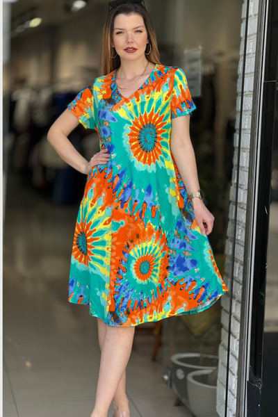 EtkiModa Women's Patterned Short Sleeve V-Neck Dress