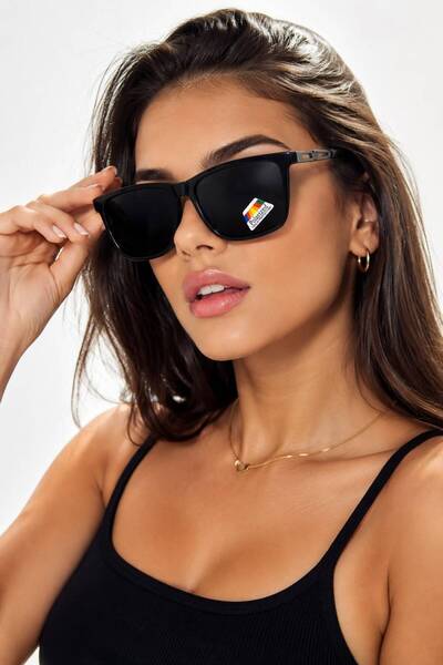 ModaLucci Black Adult Polarized Sunglasses