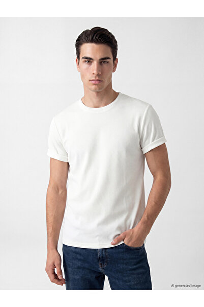 LC Waikiki Zero Roba Collar Men's T-Shirt from Uzg Store for Style Enthusiasts