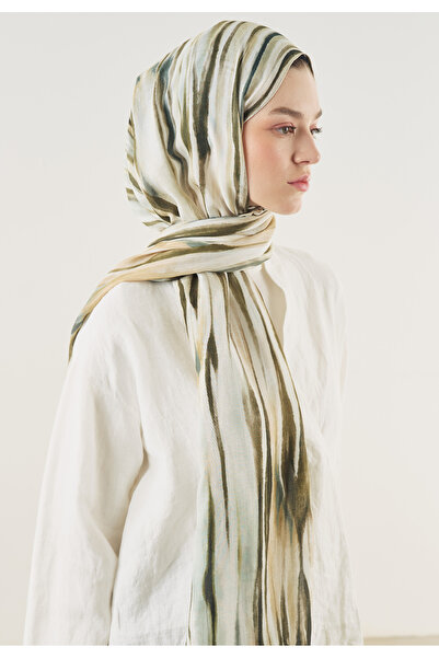 Freshscarfs Πράσινο σκούρο σάλι με σχέδιο μπατίκ από μαλακή βισκόζη