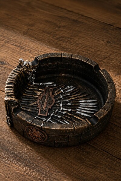 Hunga Game of Thrones - Demir Taht Küllük - Masa Ve Raf Dekoru