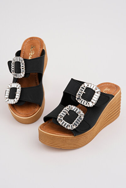 Madam Tarz Spr-2005 Padded Sole Buckle Slippers