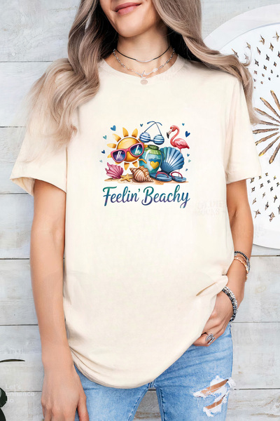 Sarah's Boutique Women's T-shirt – 100% cotton – Feelin Beachy