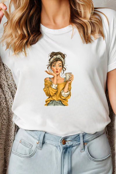 Sarah's Boutique Women's T-shirt – 100% cotton – Espresso Girl