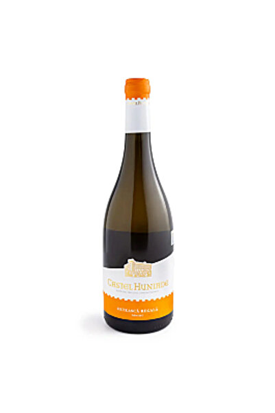 Cramele Recas Recas Castel Huniade Feteasca Regala White Wine, Demisec, 0.75 L