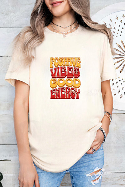 Sarah's Boutique Women's T-shirt – 100% cotton – Good Energy