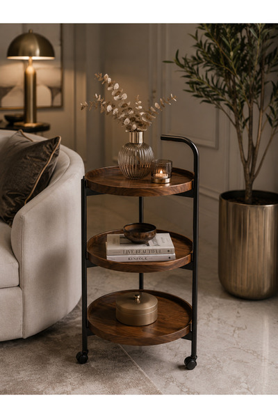 N.zone طاولة جانبية متعددة الاستخدامات بتصميم عصري أنيق، توفر مساحة عملية لوض...