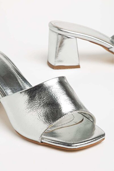 FLYRA SHOES Gümüş Rustik Topuklu Terlik Şık Modern Kare Burun Günlük Rahat Ya...
