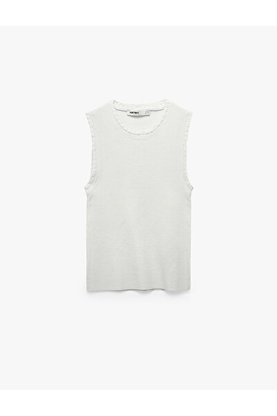 Koton Crew Neck Sleeveless Viscose Knitwear Blouse