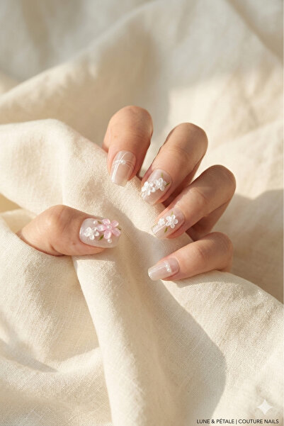 Easy Beauty XSmall Beden Çiçekli 10 Adet Takma Tırnak Seti T154