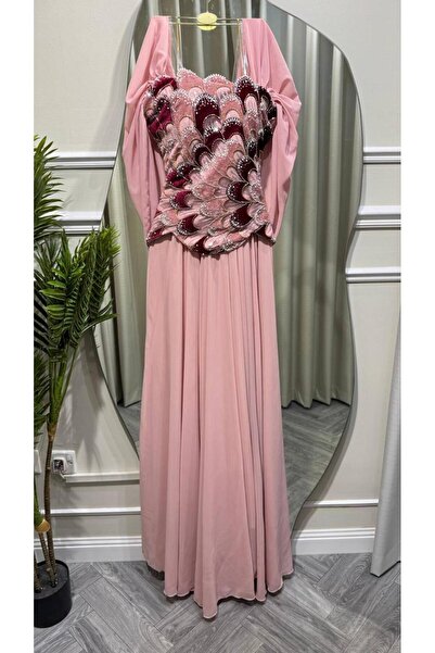 Mar style Dana Evening Dress with Velvet Embroidery