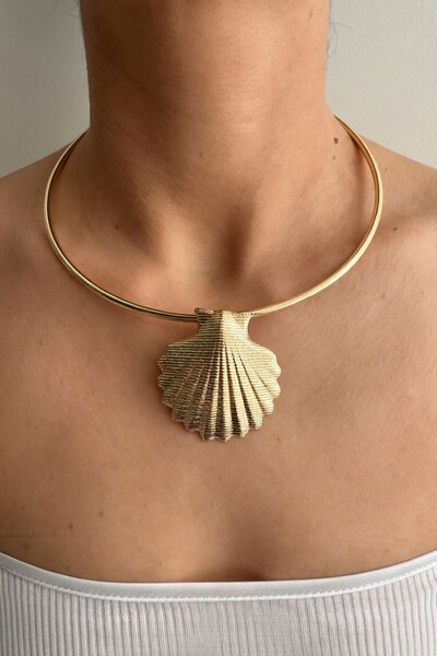 RMY MODA Women's Gold Seashell Choker Necklace