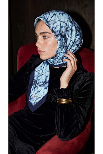Levidor Crystal Scarf Marble Pattern Blue