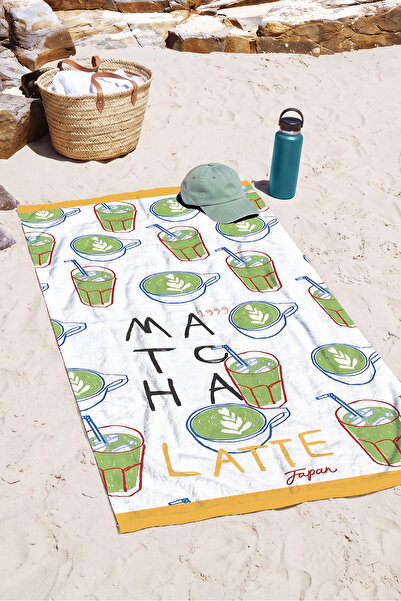 Evimde Bambaşka Plažni peškir sa temom Matcha Latte kafe - Moderni minimalist...